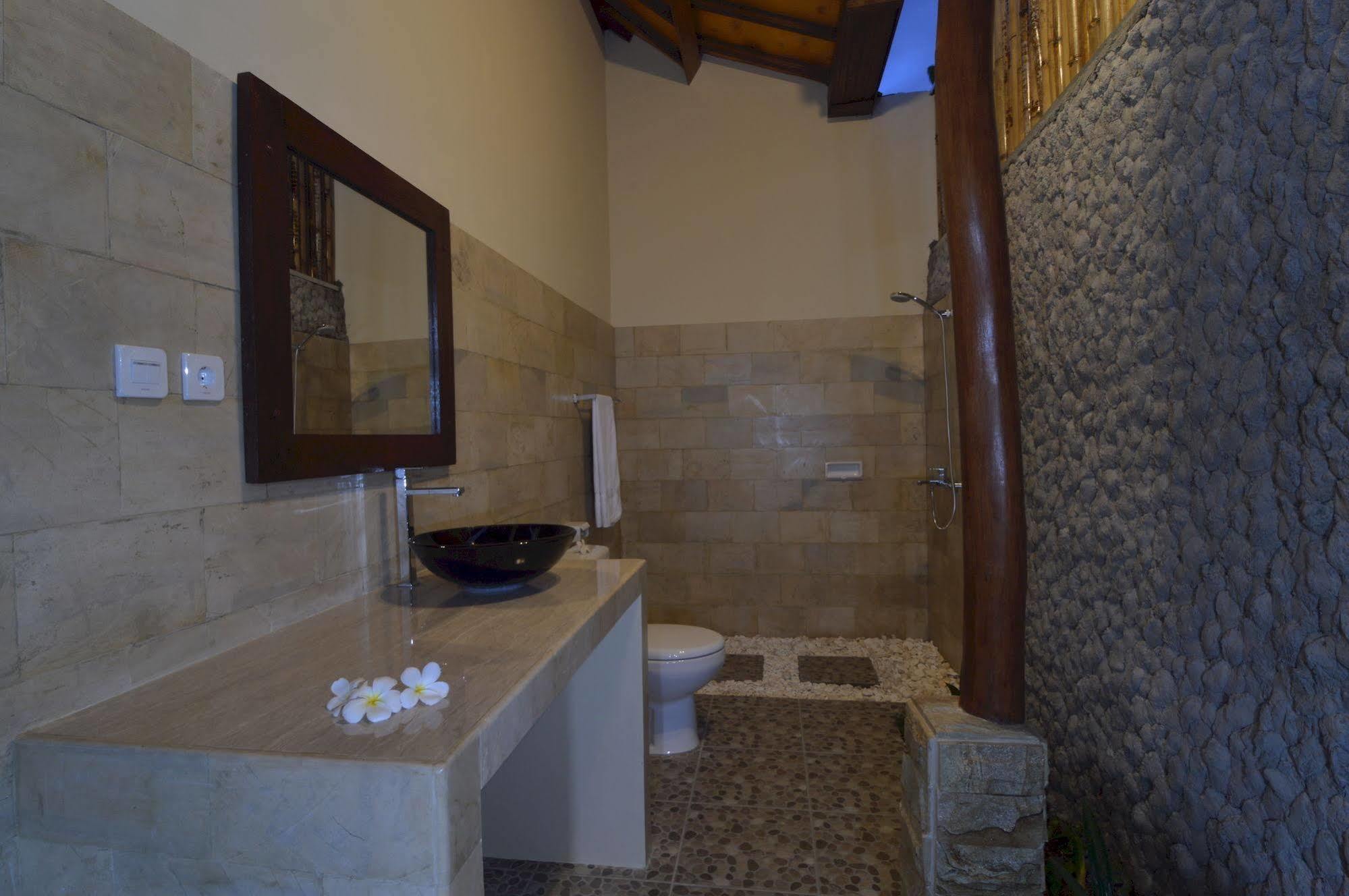Shu Villa Lombok Kuta  外观 照片