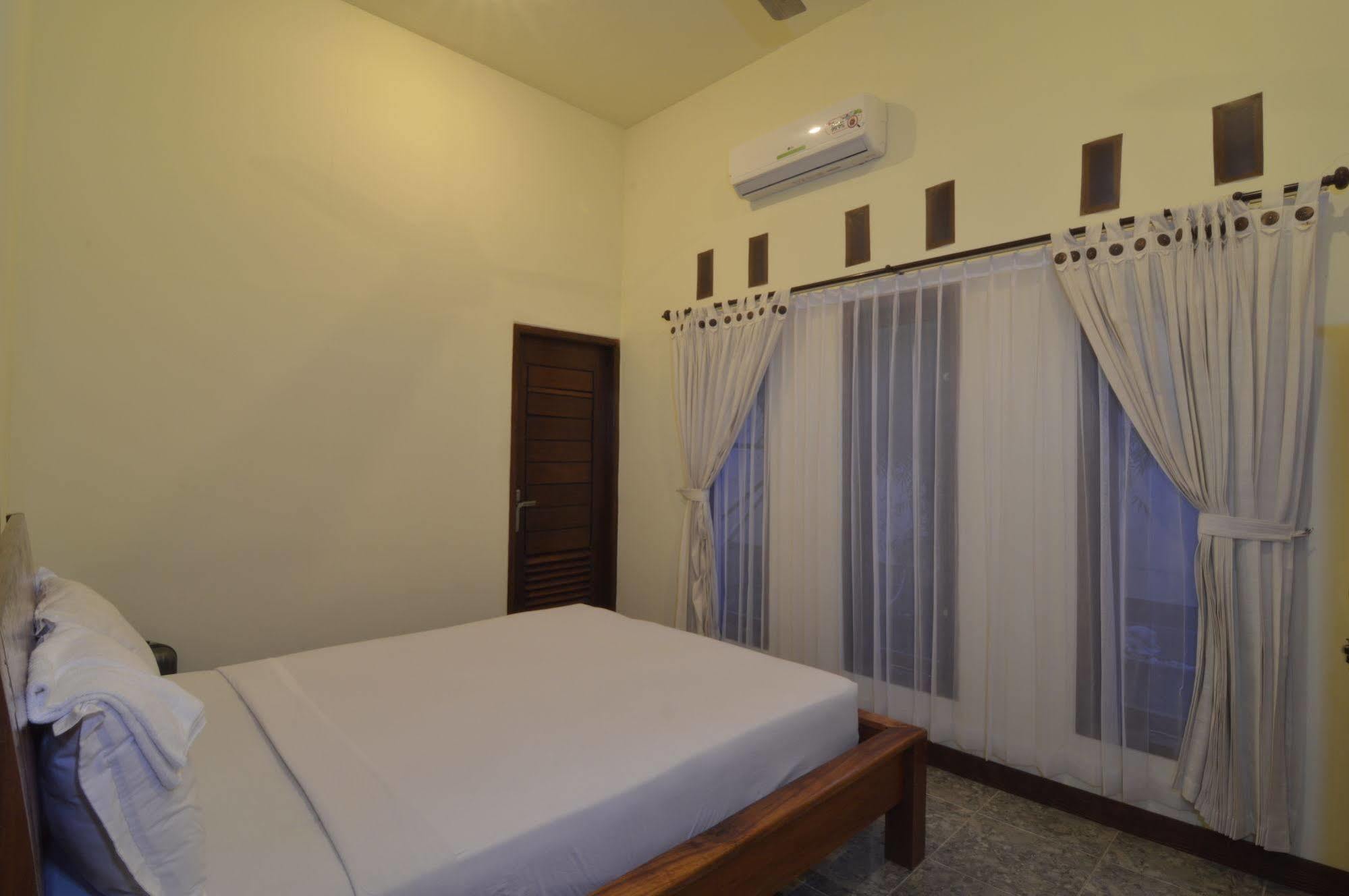 Shu Villa Lombok Kuta  外观 照片